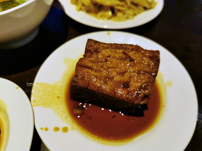 富霸王豬腳｜台北豬腳飯,台北滷肉飯推薦!超人氣的松江南京豬腳飯!