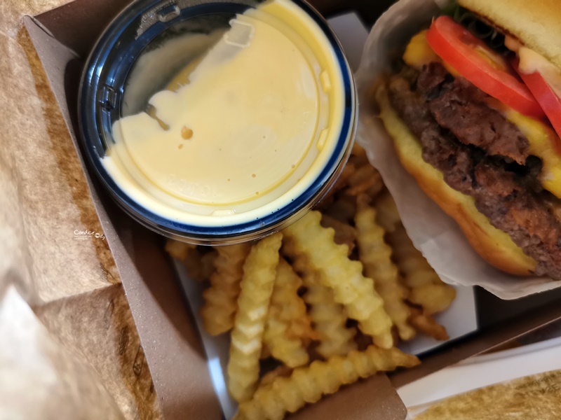 Shake Shack Tokyo Dome東京巨蛋店｜超好吃的東京必吃漢堡!兩層漢堡肉超JUICY