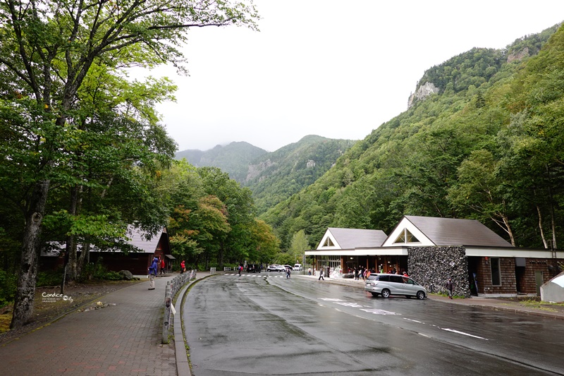 銀河瀑布+流星瀑布｜超美層雲峽景點瀑布,雙瀑台一次看兩道瀑布!