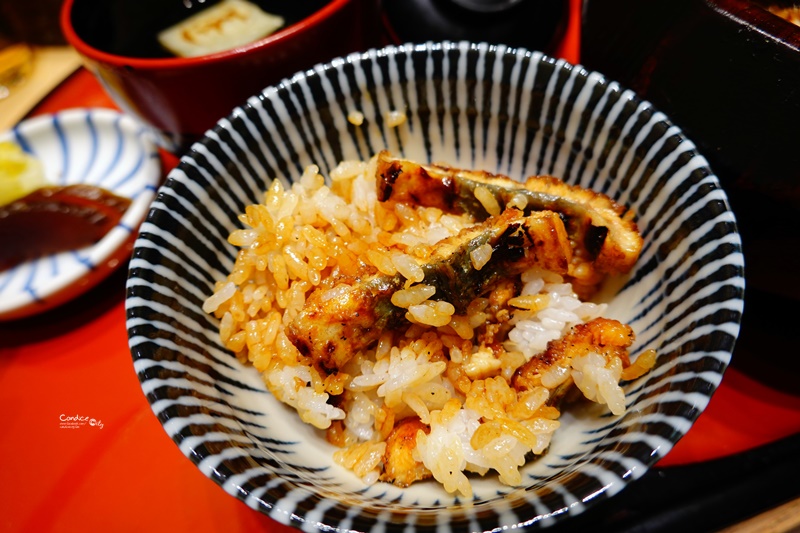 熱田蓬萊軒 松坂屋店｜超熱門名古屋鰻魚飯,排隊必吃美食!