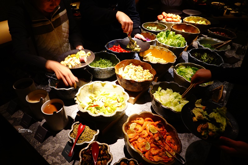 三燔礁溪｜牛肉豬肉壽喜燒吃到飽,龍蝦涮涮鍋!宜蘭晶泉丰旅大餐吃這間!