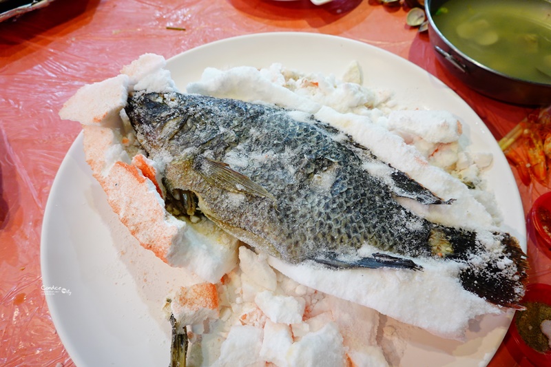 塭底烤魚｜鹽味烤魚超吸睛!小S也推薦的好吃礁溪美食餐廳推薦!