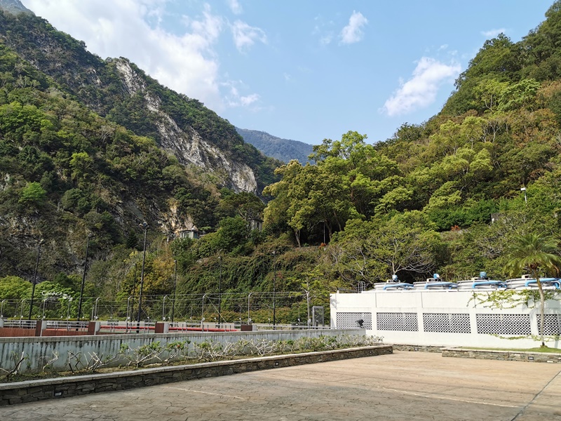 太魯閣晶英酒店｜峽谷泳池+泡湯,梅園中餐廳晚餐超棒!人生必住一次!