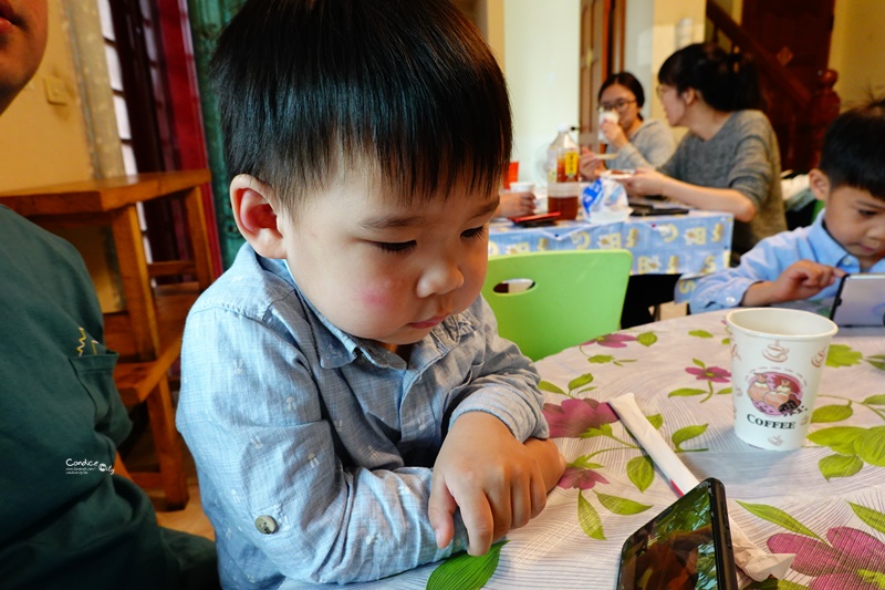 兩津農莊食堂｜CP值爆高花蓮無菜單料理,1人350有烤雞與烤魚!