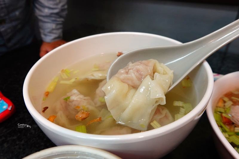 花蓮香扁食｜中山路人氣扁食!好好吃的花蓮餛飩超大顆!