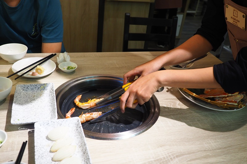 四時輕燒肉概念屋｜健康燒肉,控管溫度全程代烤,燒肉也可以吃得很健康美味!