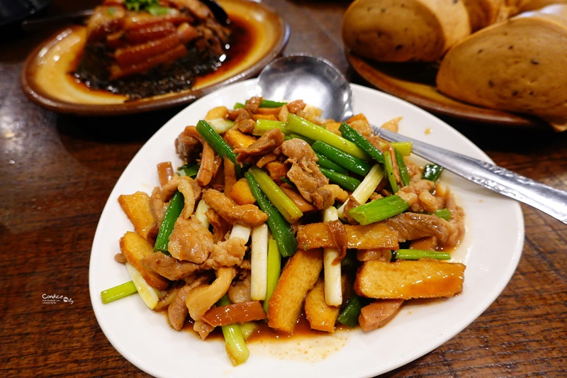 棗莊古藝庭園膳坊｜根本苗栗景點的棗莊,餐好吃還可餵兔/玩沙/拍網美照!