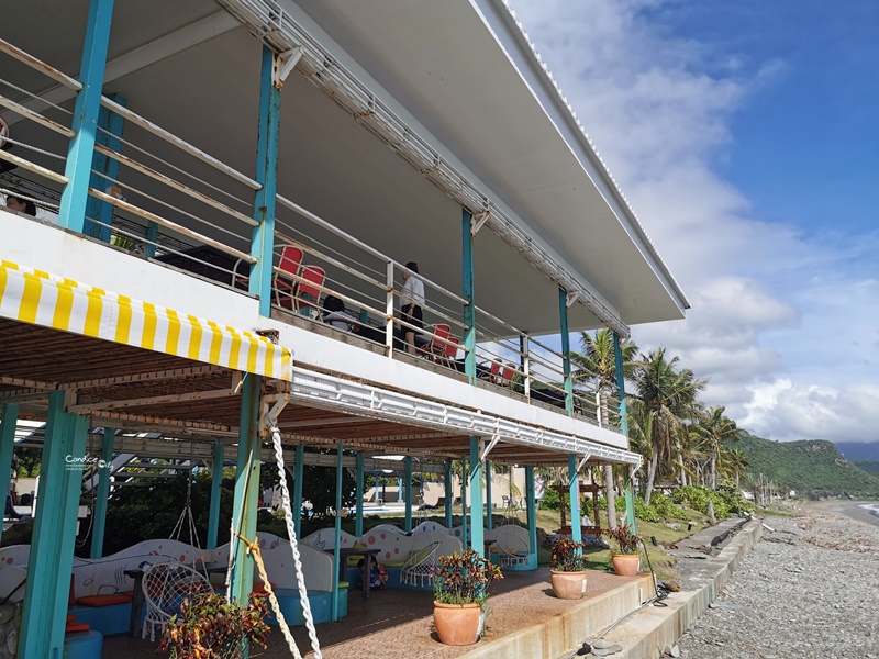 茉莉灣海景咖啡餐廳｜超好拍海景,超彎椰子樹,發呆亭!墾丁網美咖啡廳!