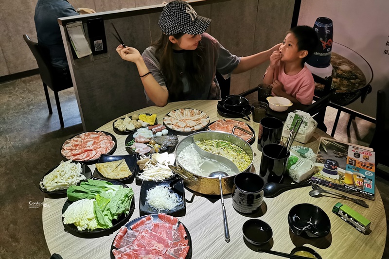 東北之家酸菜白肉鍋 青島店｜台北酸菜白肉鍋吃到飽!還有青花椒鍋!