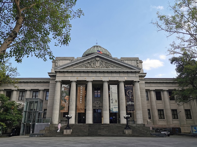 臺灣博物館土銀展示館｜巨型恐龍出現台北車站!勸業銀行舊廈,台北景點!