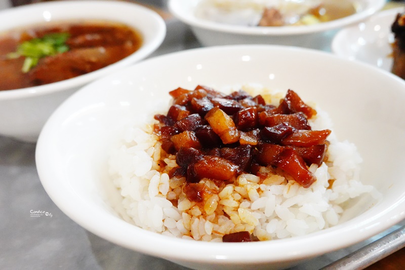 北北車魯肉飯｜文青台北車站滷肉飯,排骨酥湯必點!銅板美食推薦!