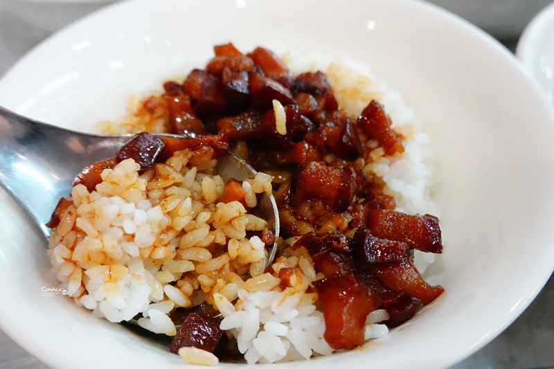 北北車魯肉飯｜文青台北車站滷肉飯,排骨酥湯必點!銅板美食推薦!