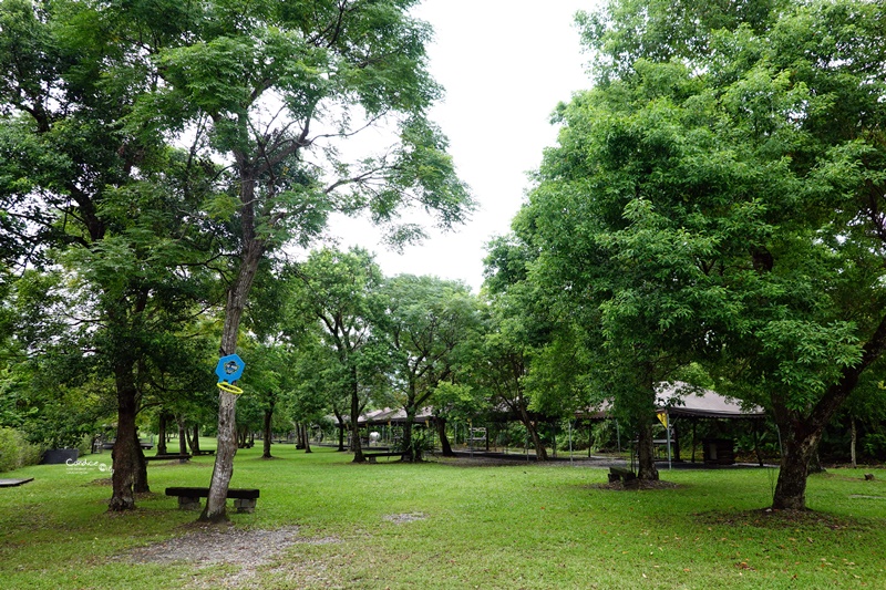 同樂休閒綠園道｜沙坑,游泳池超好玩的雨棚宜蘭親子露營區,大草原美!