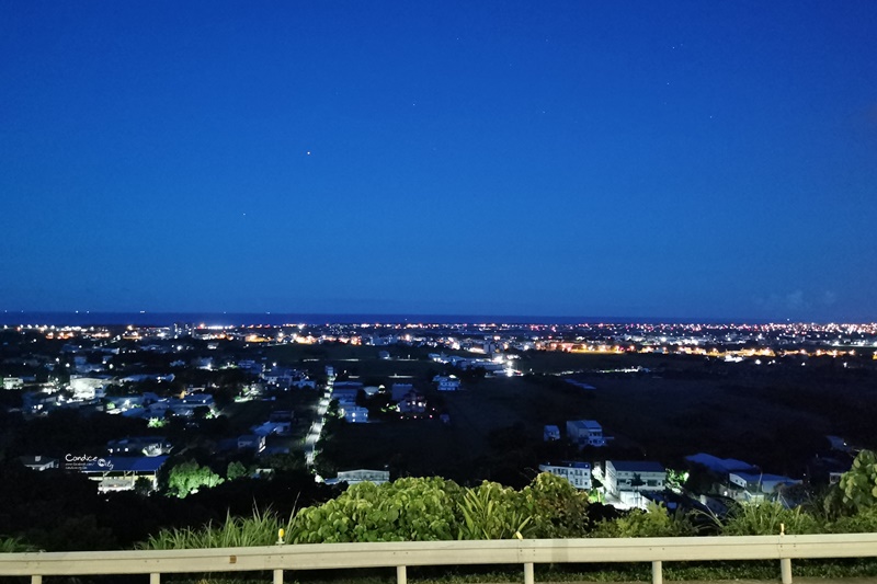 香草庭園咖啡 頭城店｜宜蘭夜景咖啡廳,遠眺龜山島!