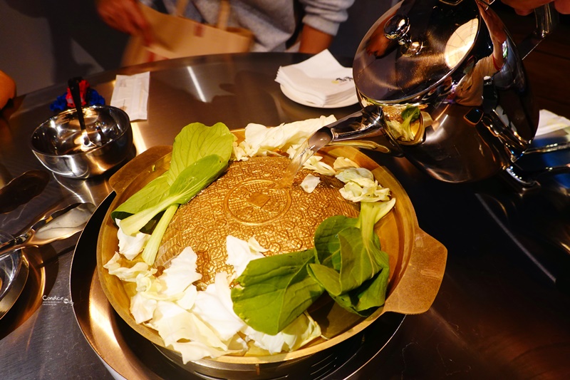 高麗園銅盤烤肉 新月市場｜銅盤烤肉吃到飽!辣炒年糕魚板必吃(價位)