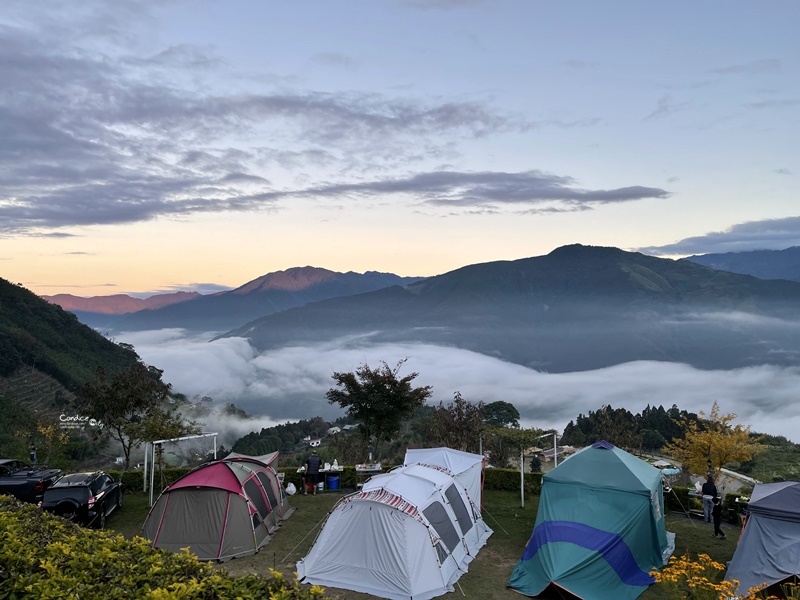 雲起露營區｜邂逅雲海,新竹雲海露營區推薦!景超美路況佳!