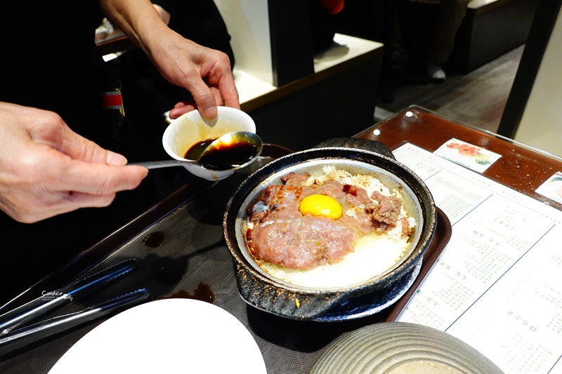 維記茶餐廳 光復店｜超優煲仔飯,鍋巴極香!老牌台北港式茶餐廳!