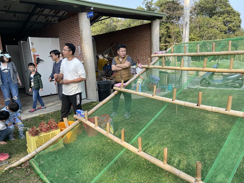 悠活憶境景觀露營區｜營主自營草莓園,還有豐香草莓可採!10帳包場小營區!