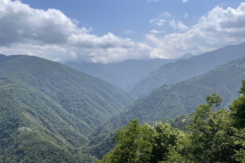 拉拉人嘉美食莊｜超夯拉拉山美食,好吃便宜風景美的拉拉山景觀餐廳!