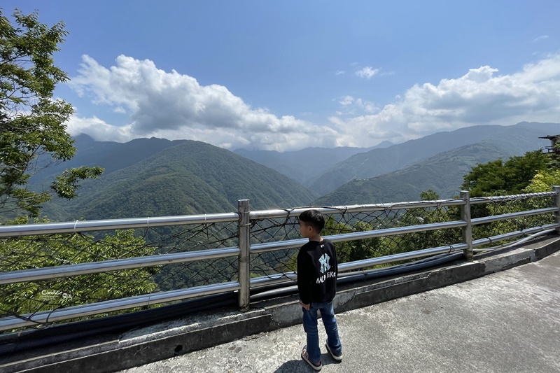 拉拉人嘉美食莊｜超夯拉拉山美食,好吃便宜風景美的拉拉山景觀餐廳!