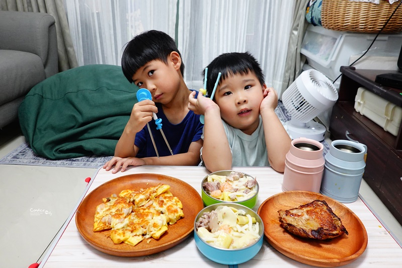 吐司披薩食譜｜親子同樂!超簡單只要蛋+吐司+起司!PIZZA氣炸鍋簡單做