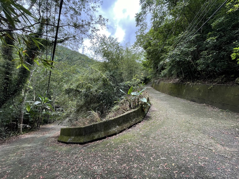 八度野溪露營區｜溪邊玩水露營/營區介紹/路況佳/南非狩獵帳/桃園露營區