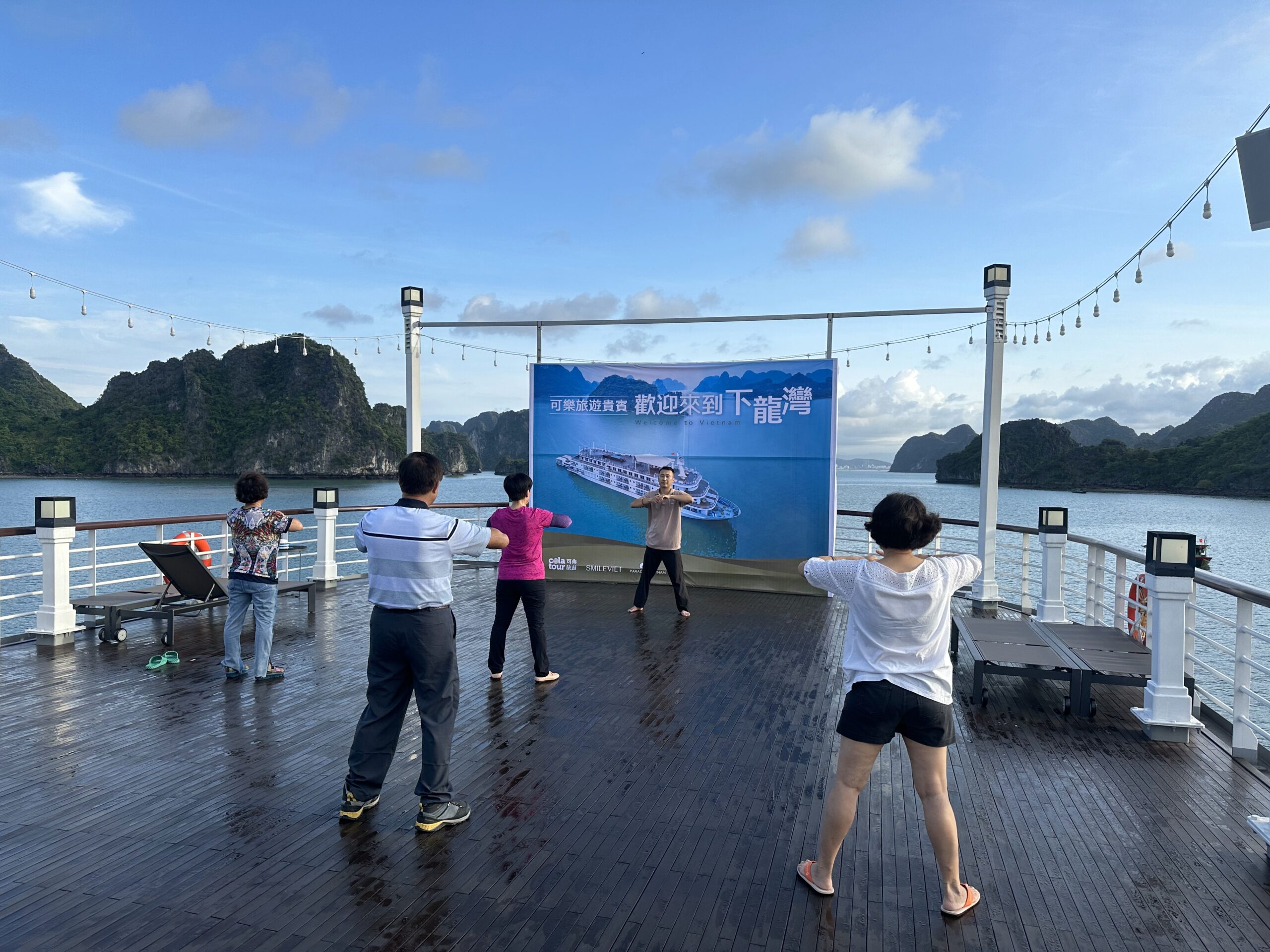 越南五天可樂旅遊跟團行程分享-下龍灣(蘭夏灣航線)+船上住一晚+河內市區觀光!