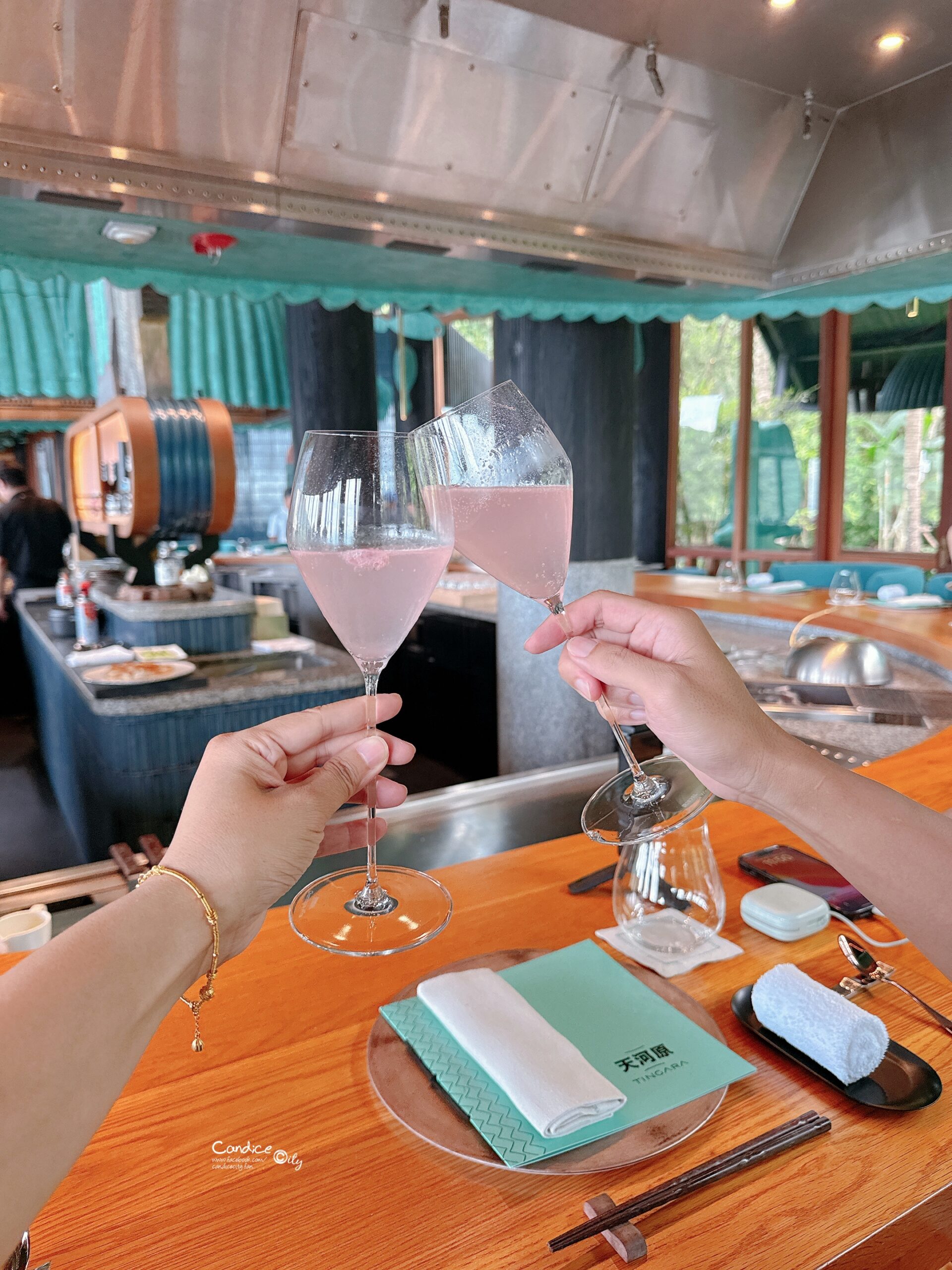 峴港洲際陽光半島度假酒店｜亞洲最美!此生必訪的夢幻越南峴港住宿(可樂旅遊)