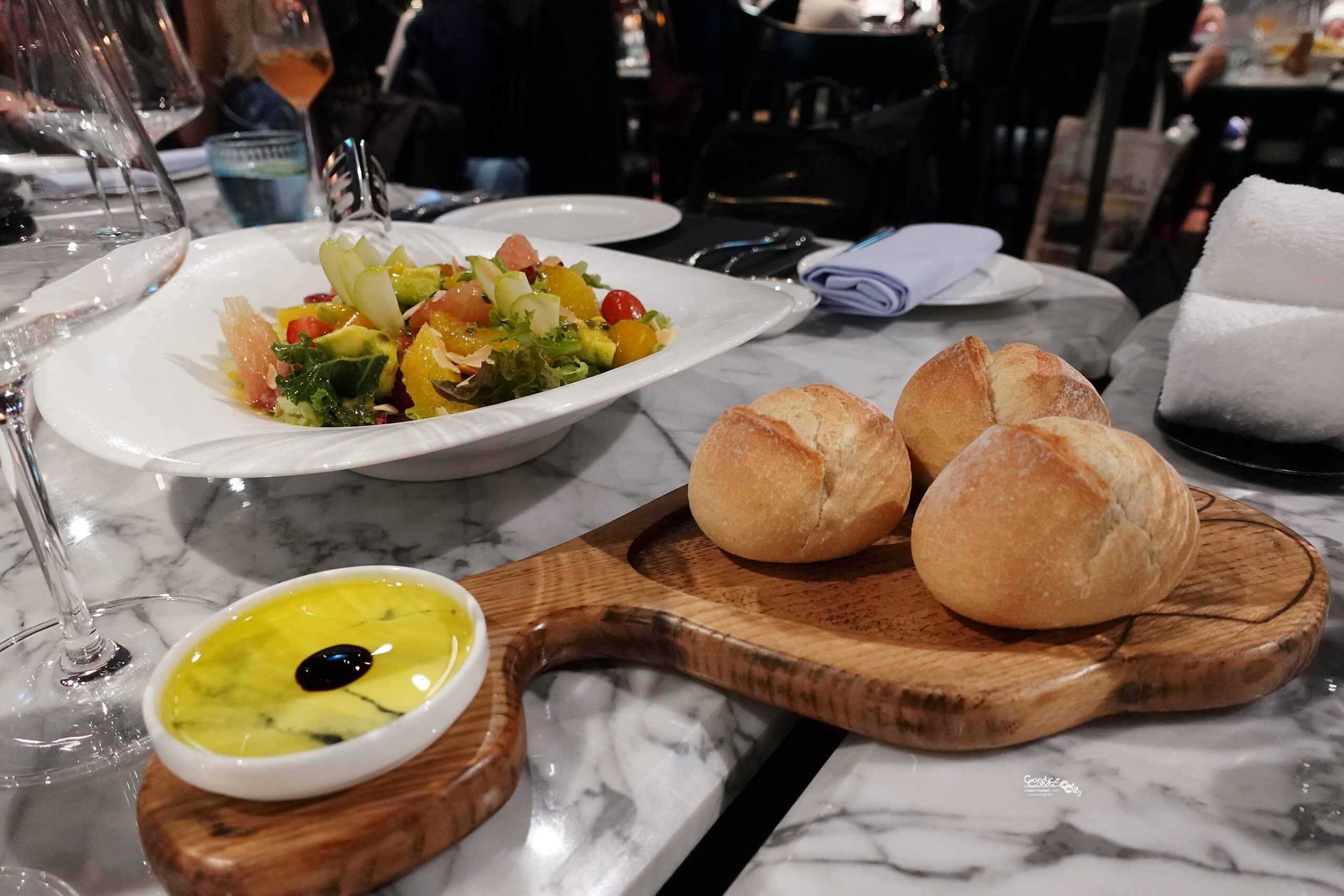 峴港洲際陽光半島度假酒店｜亞洲最美!此生必訪的夢幻越南峴港住宿(可樂旅遊)