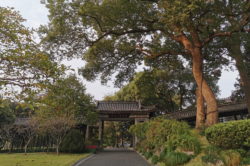 西湖國賓館｜各國元首西湖必住!毛澤東西湖行館,館內就是小西湖超好拍!