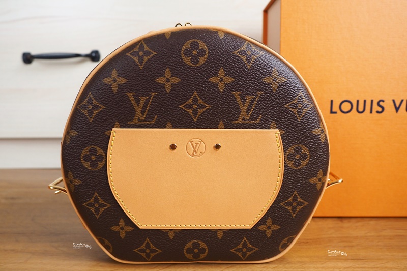 【開箱】LV boite chapeau souple,超可愛LV圓餅包!LV必買包款!