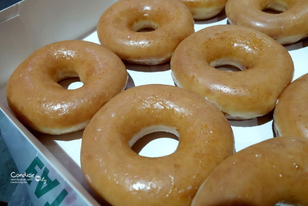 《信義》KrispyKreme 讓人趨之若鶩的好吃甜甜圈，快速通關免等待!