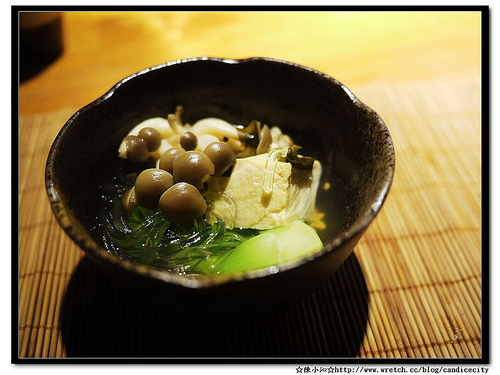 《烏來》名流水岸慢食藝術館 – 讓吃飯變成一種藝術!