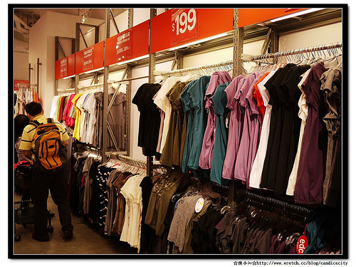 【2012香港自由行】＊東涌＊東薈城名店倉 – 必逛之大型名牌OUTLET(含敗家品分享)