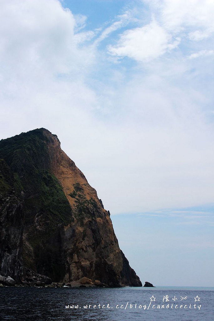 【頭城休閒旅遊達人來帶路】頭城區漁會 – 賞鯨繞島之曬黑黑看到海豚了!!!!