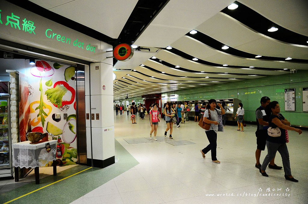 【2012香港自由行】＊中環＊山頂纜車 – 有動畫檔，跟我一起去搭纜車吧！