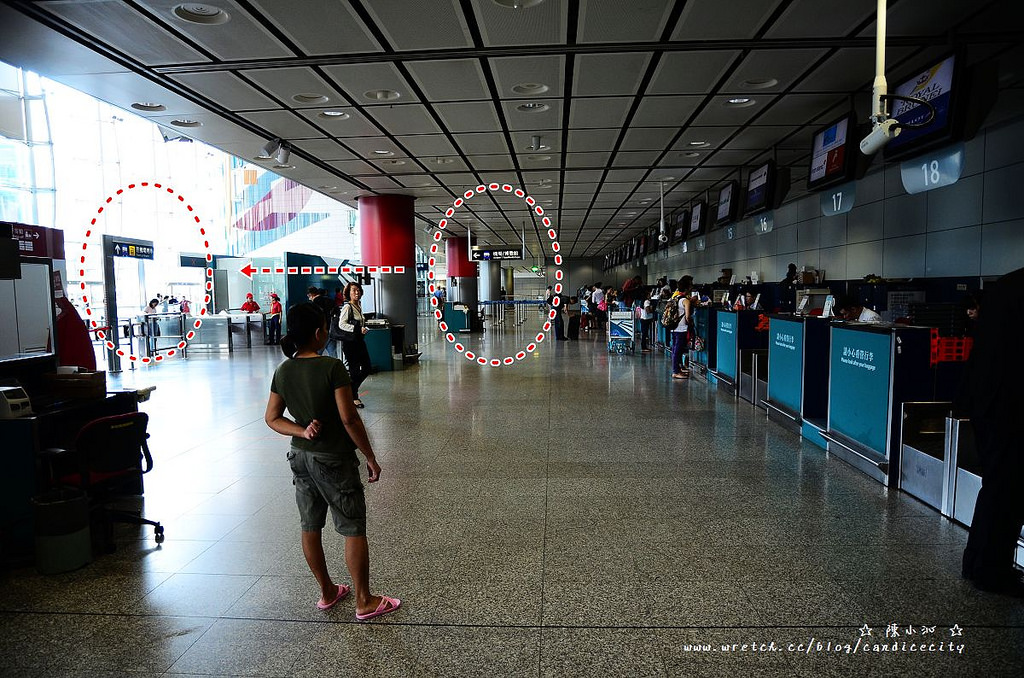 【2012香港自由行】香港機場快線，市區預辦登機服務，甩開行李無煩惱