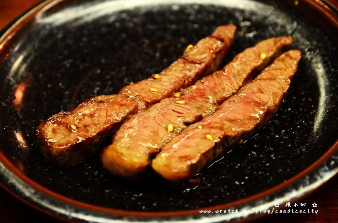 《東區》大腕燒肉 – 我期待~~~~~超美味的和牛來燃燒我的燒肉魂！