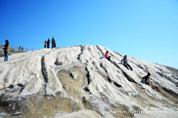 【遊記】台南‧七股鹽山觀光園區 – 畫面中雪一般的世界!