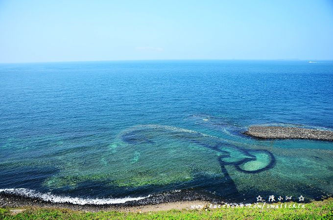 【遊記】澎湖三天兩夜 DAY2 – 七美島(雙心石滬、小台灣)景點亂走!黑糖糕工廠參觀